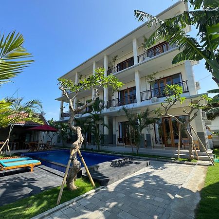 Canggu Nadi 2 Guest House Exterior photo